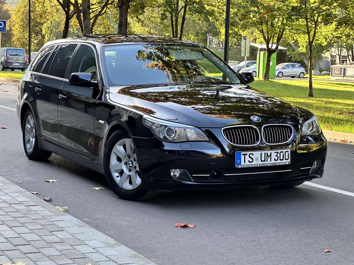 BMW 530 2009 — photo 15