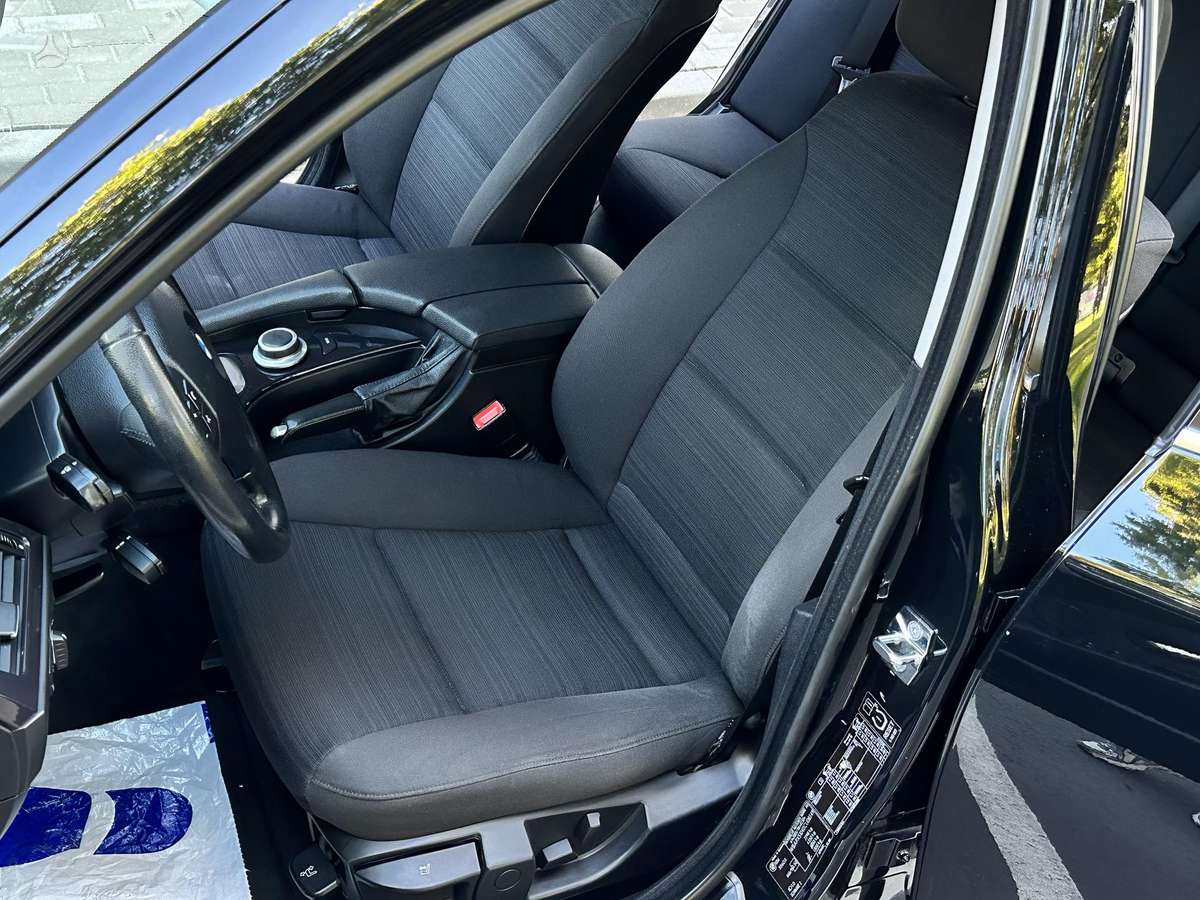 BMW 530 2009 — photo 20