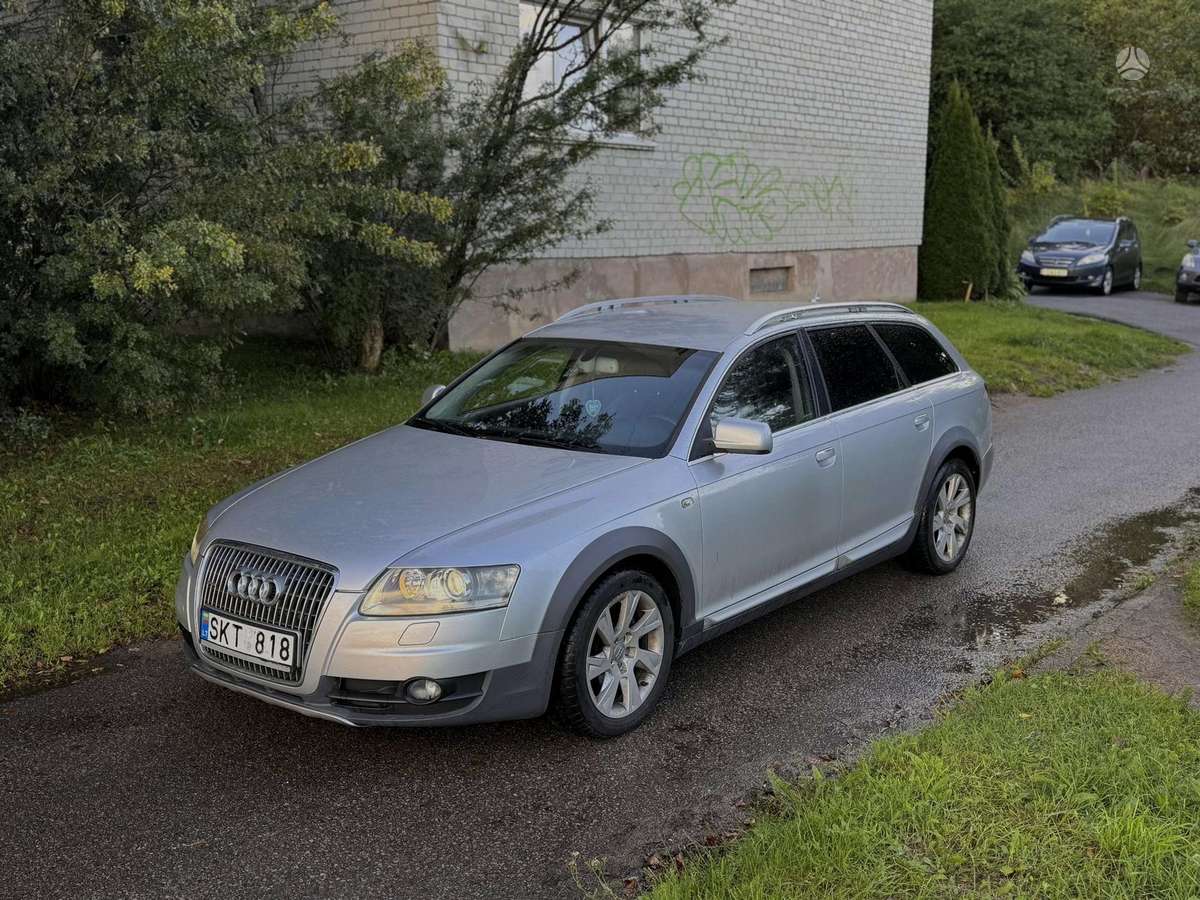 Audi A6 2006 — вигляд ззаду