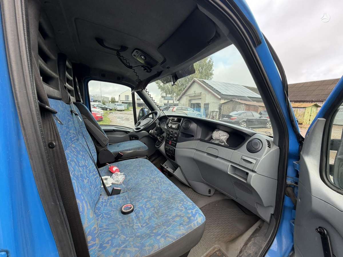 Iveco Daily 2007 — interior