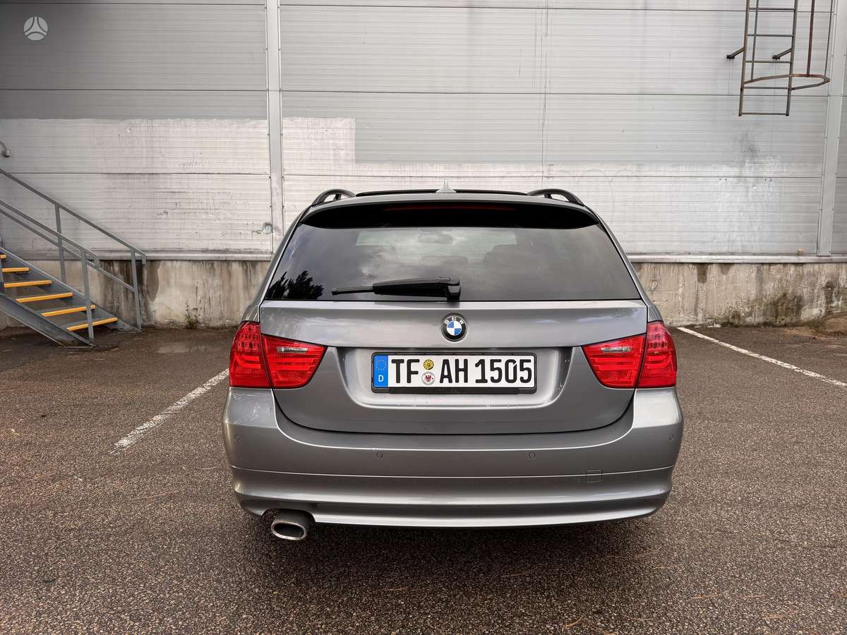 BMW 320 2008 — photo 6