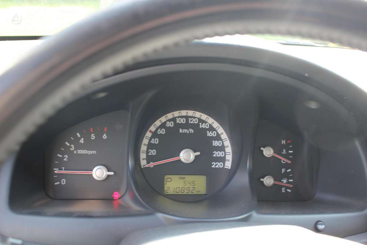 Kia Sportage 2008 — interior