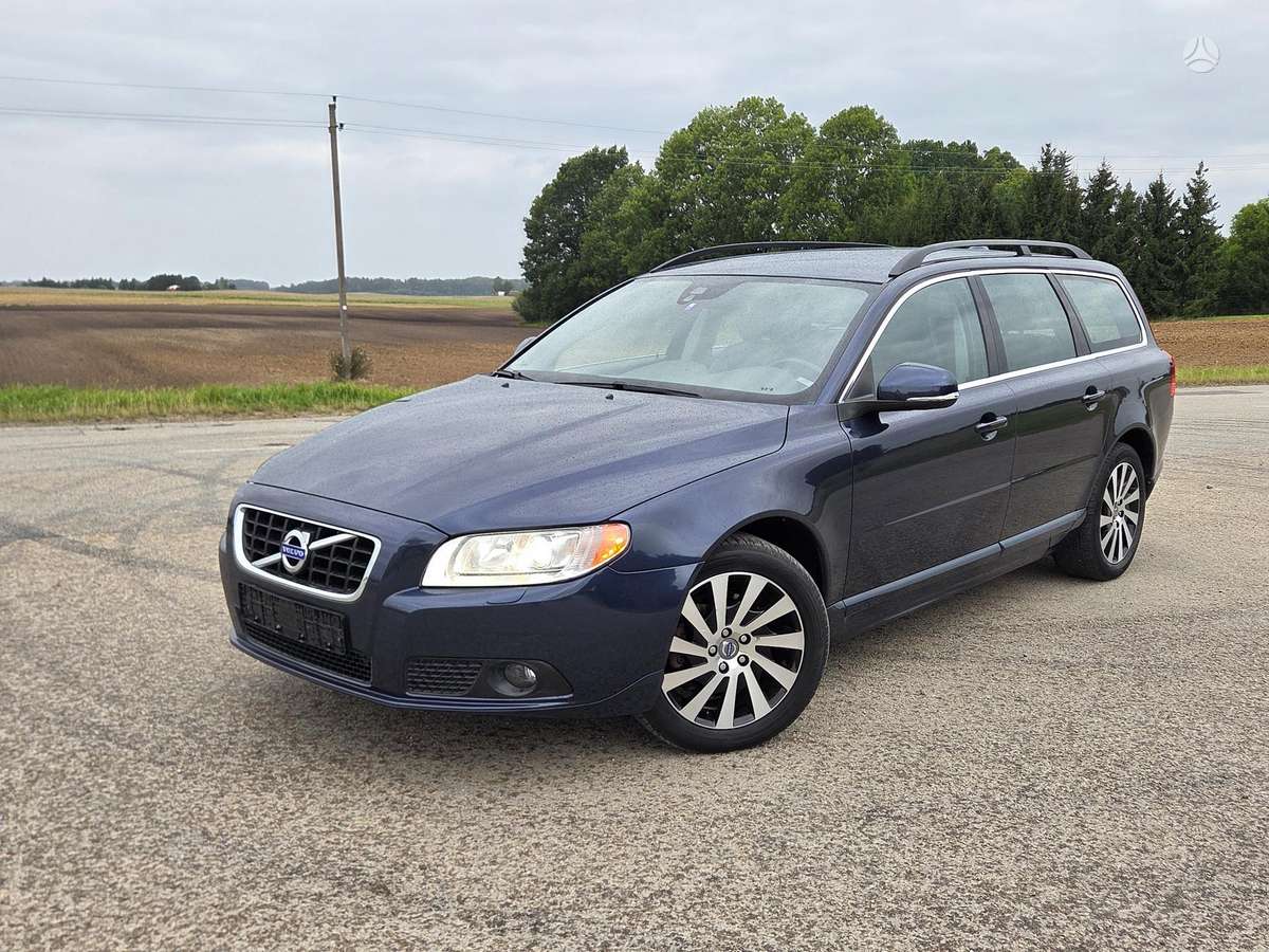 Volvo V70 2013 — photo 7