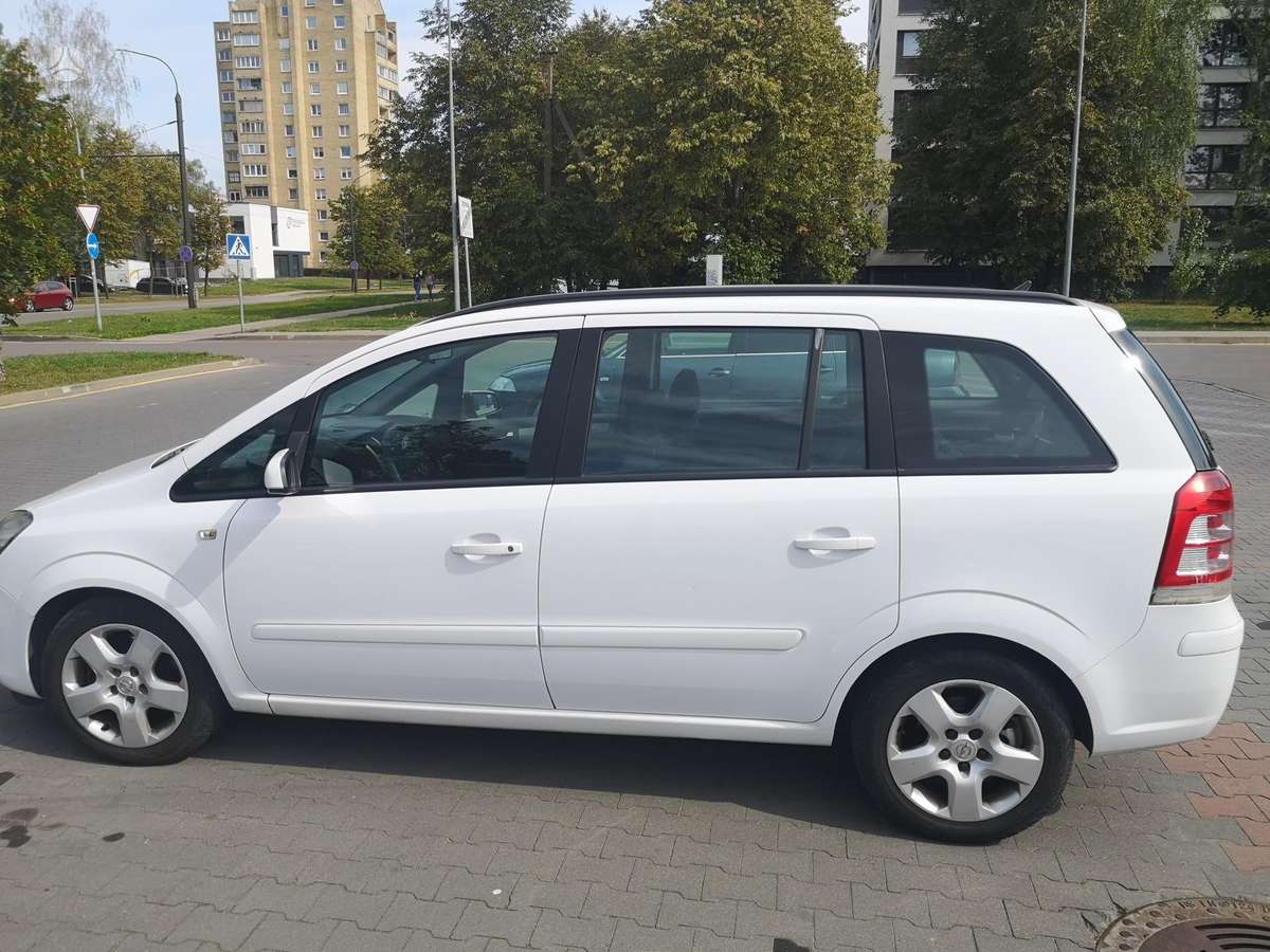 Opel Zafira 2008 — engine 1910 cm³, 101 HP (74kW)