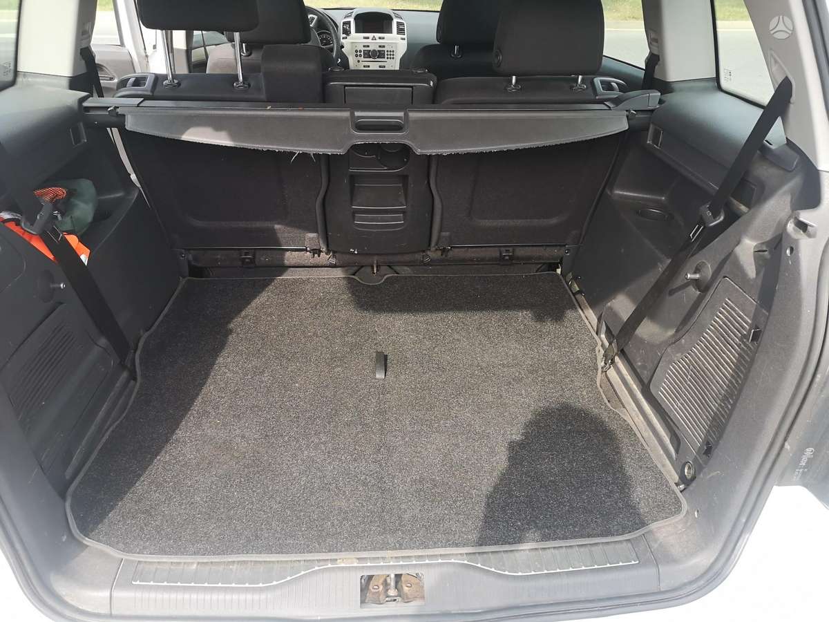 Opel Zafira 2008 — photo 8