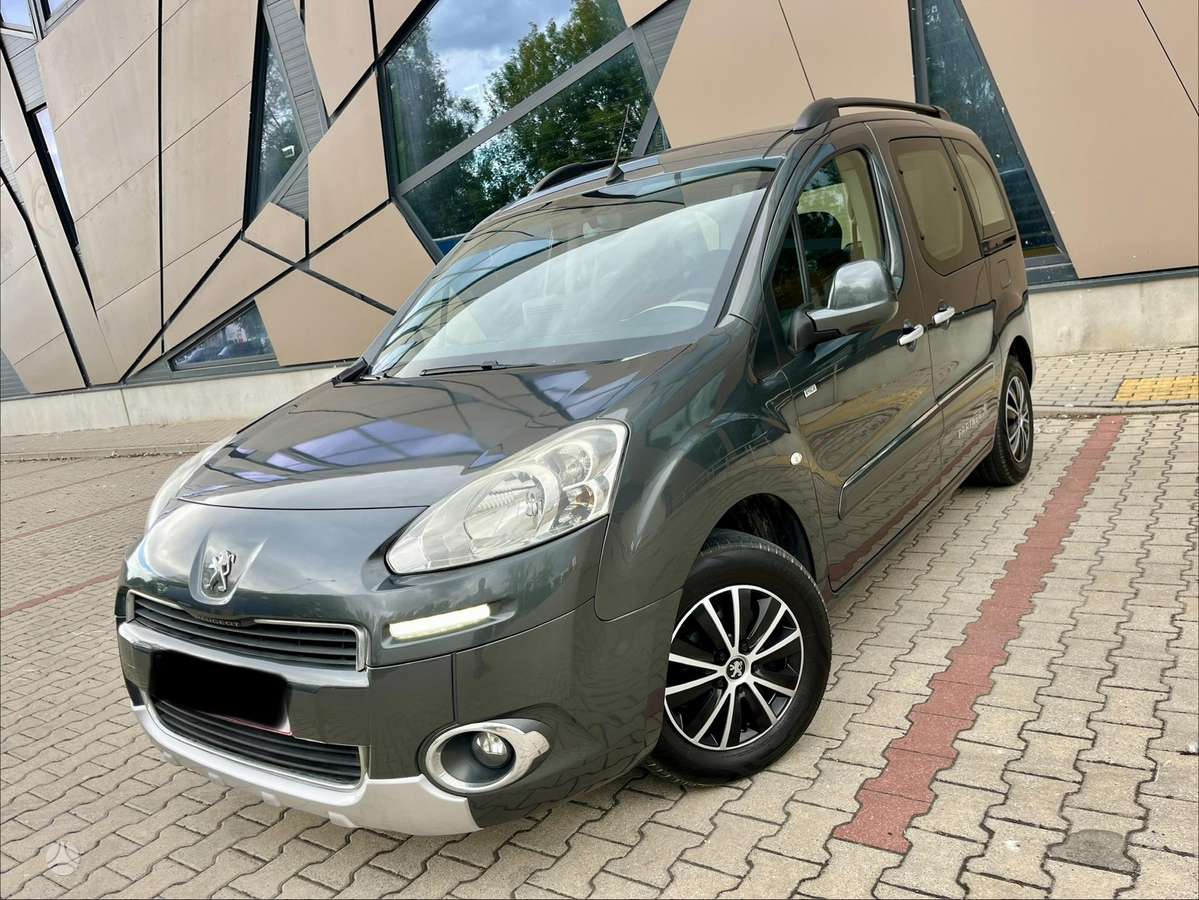Peugeot Partner 2015 — vehicle for AFU Ukraine