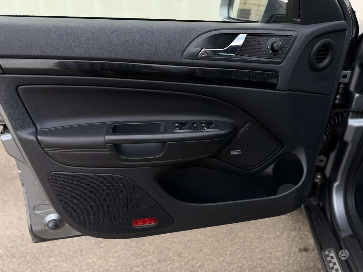 Skoda Octavia 2012 — photo 23