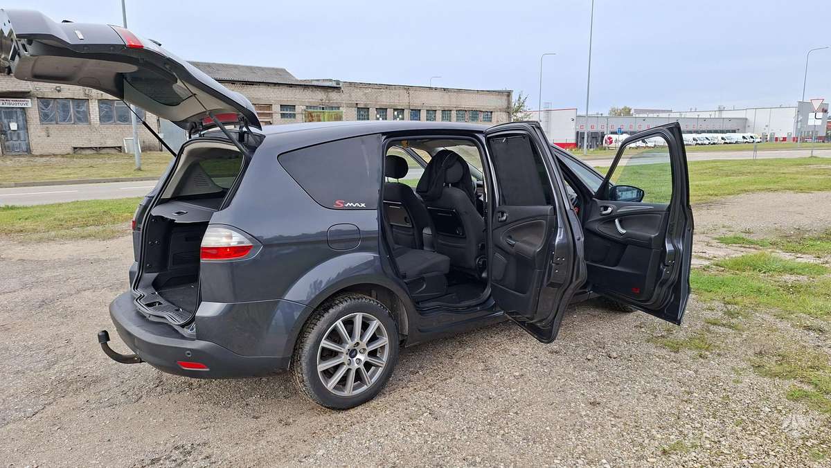 Ford S-MAX 2009 — photo 10