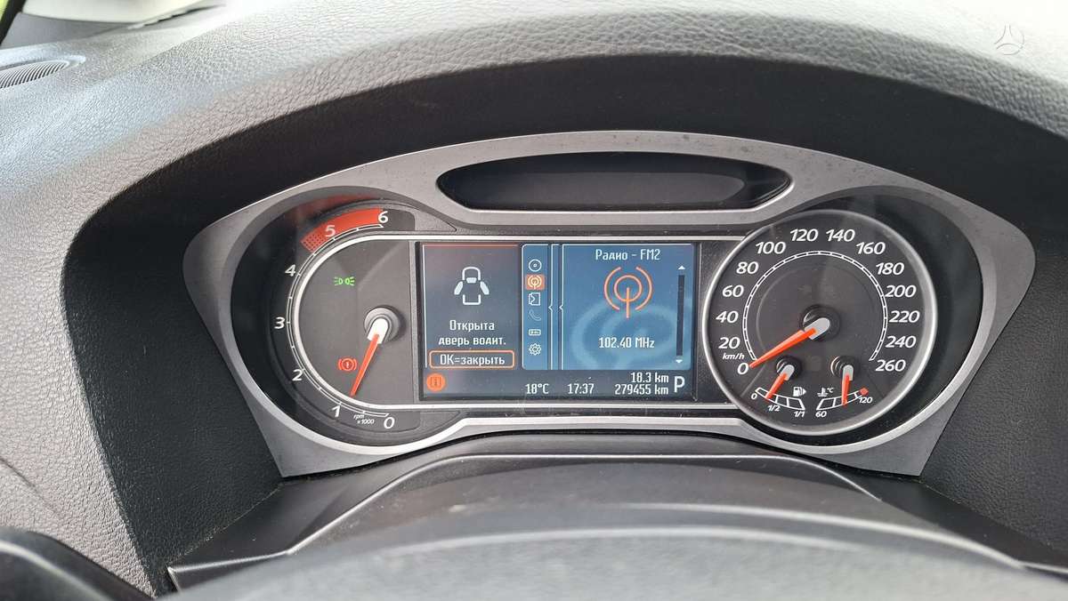 Ford S-MAX 2009 — photo 15