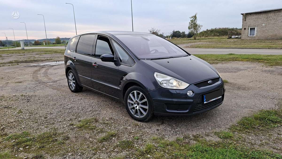Ford S-MAX 2009 — interior