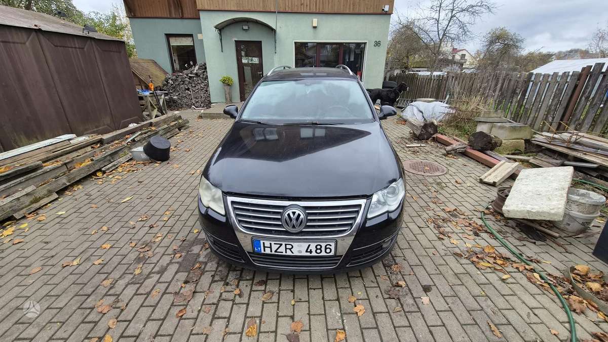 Volkswagen Passat 2007 — rear view