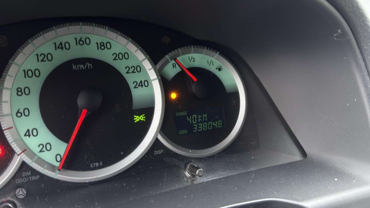 Toyota Corolla 2008 — photo 8