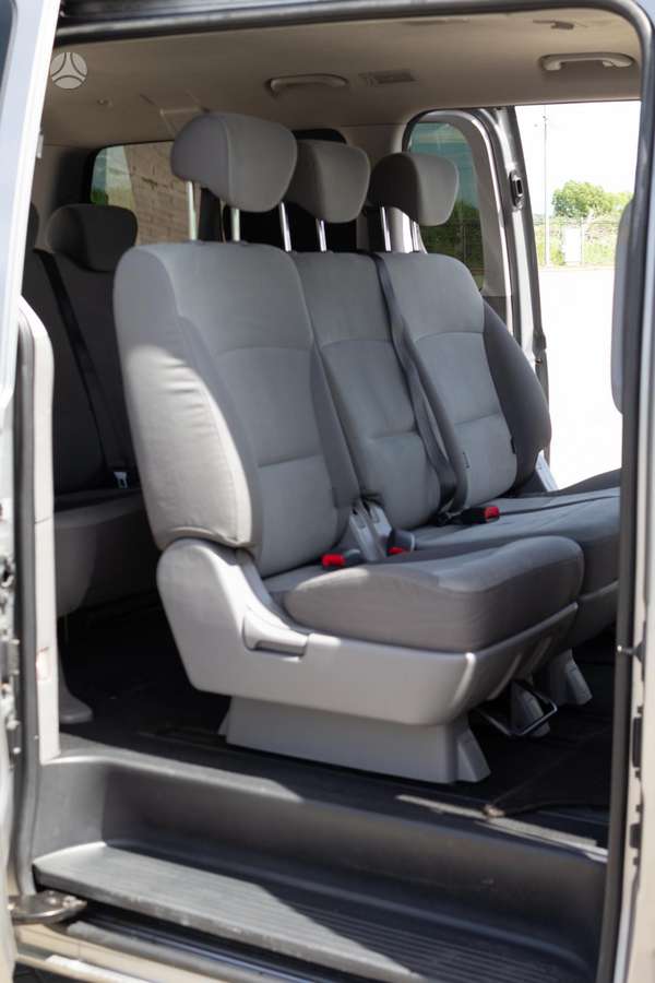Hyundai H1 2011 — photo 16