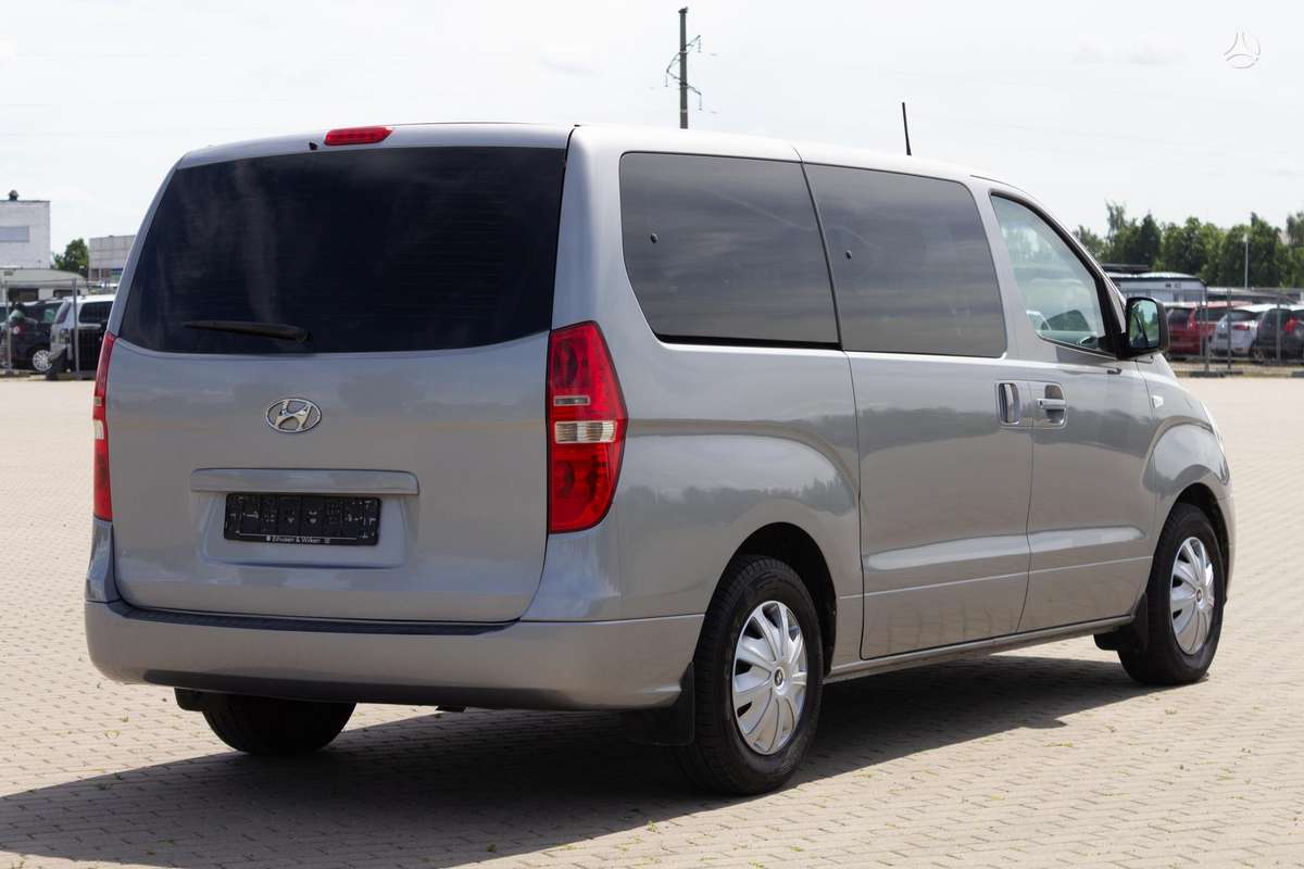 Hyundai H1 2011 — photo 5