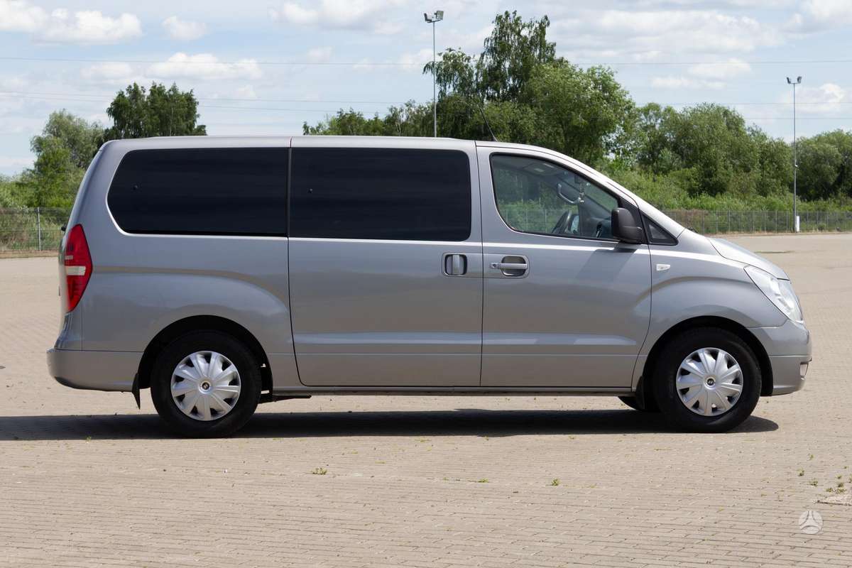Hyundai H1 2011 — photo 6