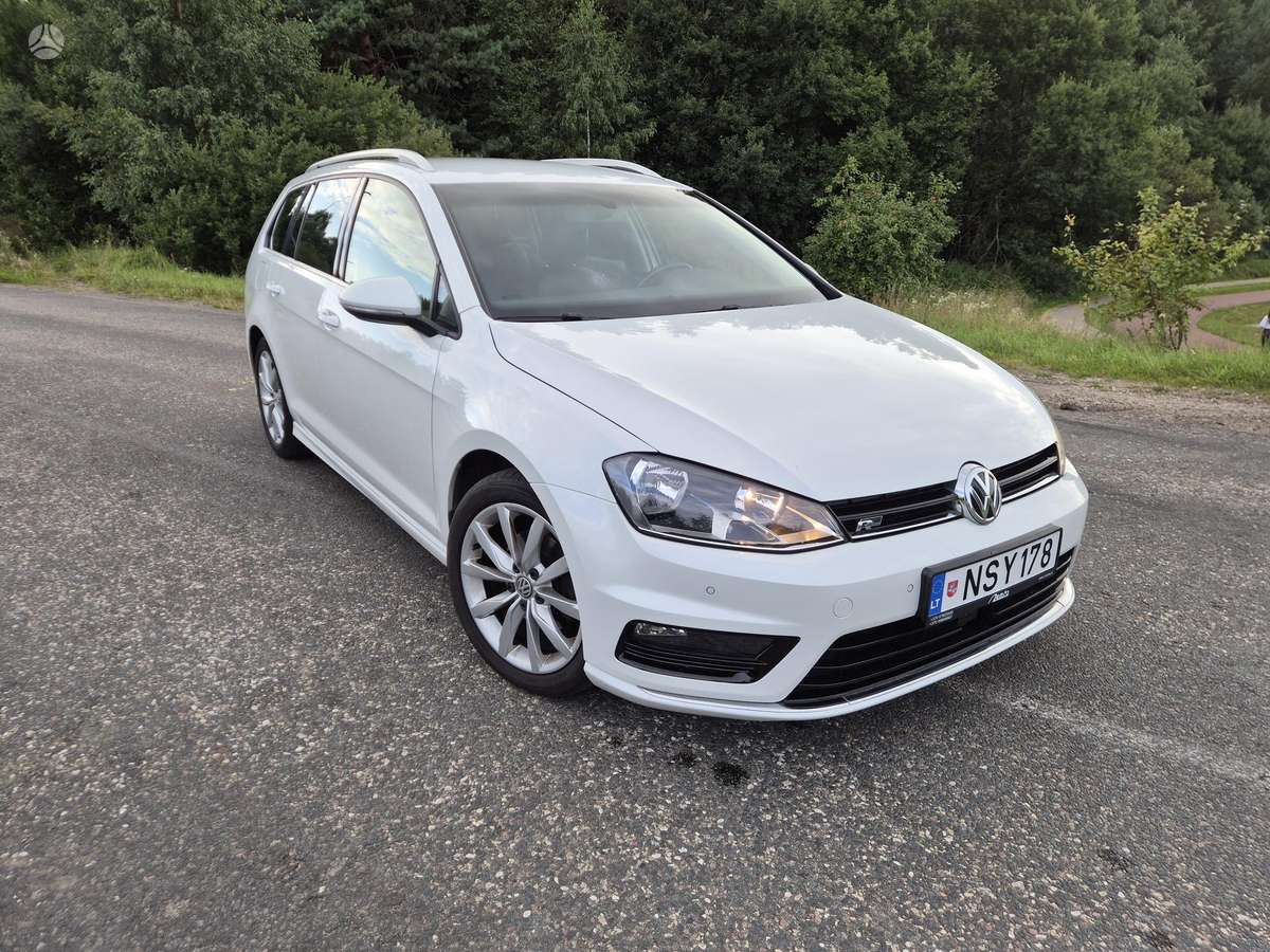 Volkswagen Golf 2015 — interior