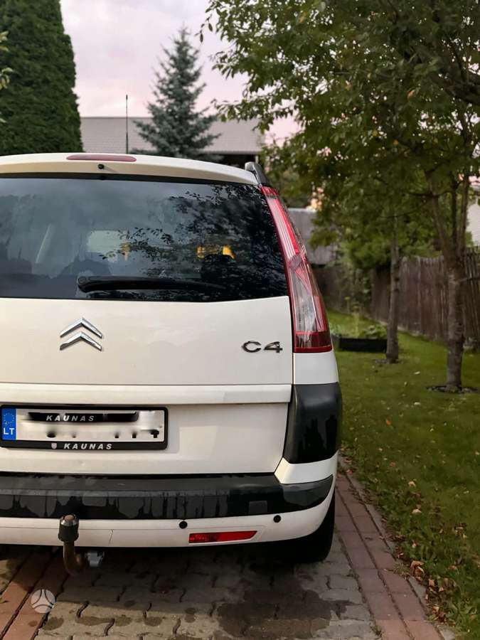 Citroen C4 2007 — photo 9