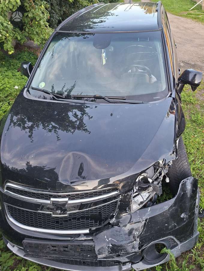 Chevrolet Orlando 2012 — engine 2000 cm³, 163 HP (120kW)