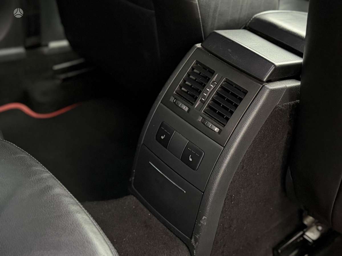 Skoda Octavia 2011 — photo 12