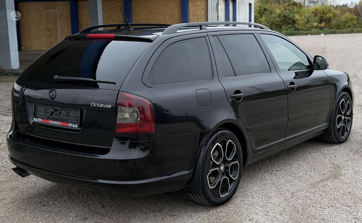 Skoda Octavia 2011 — engine 1968 cm³, 170 HP (125kW)