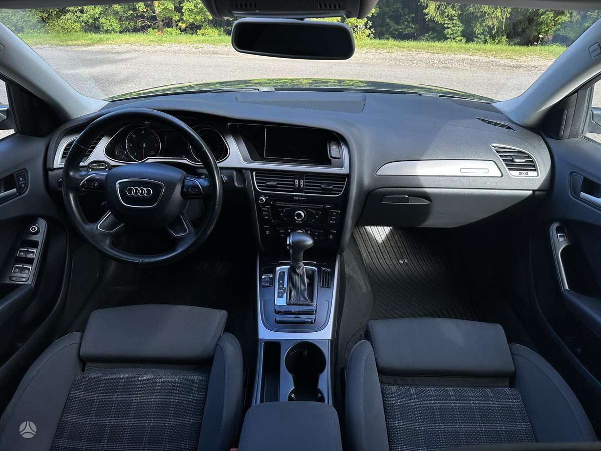 Audi A4 2013 — photo 12