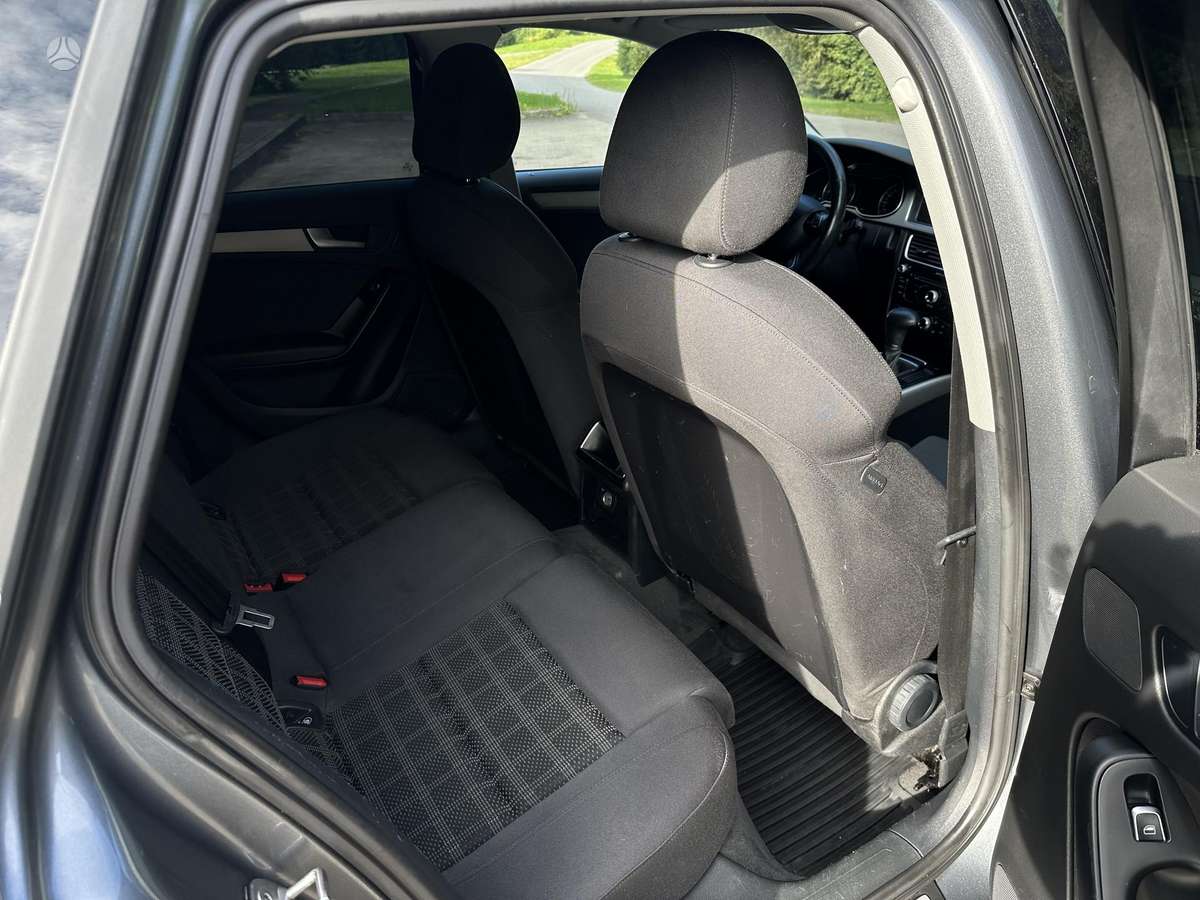 Audi A4 2013 — photo 15