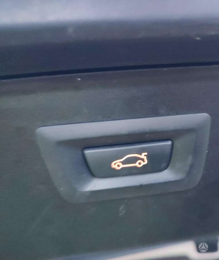 BMW 520 2015 — photo 17