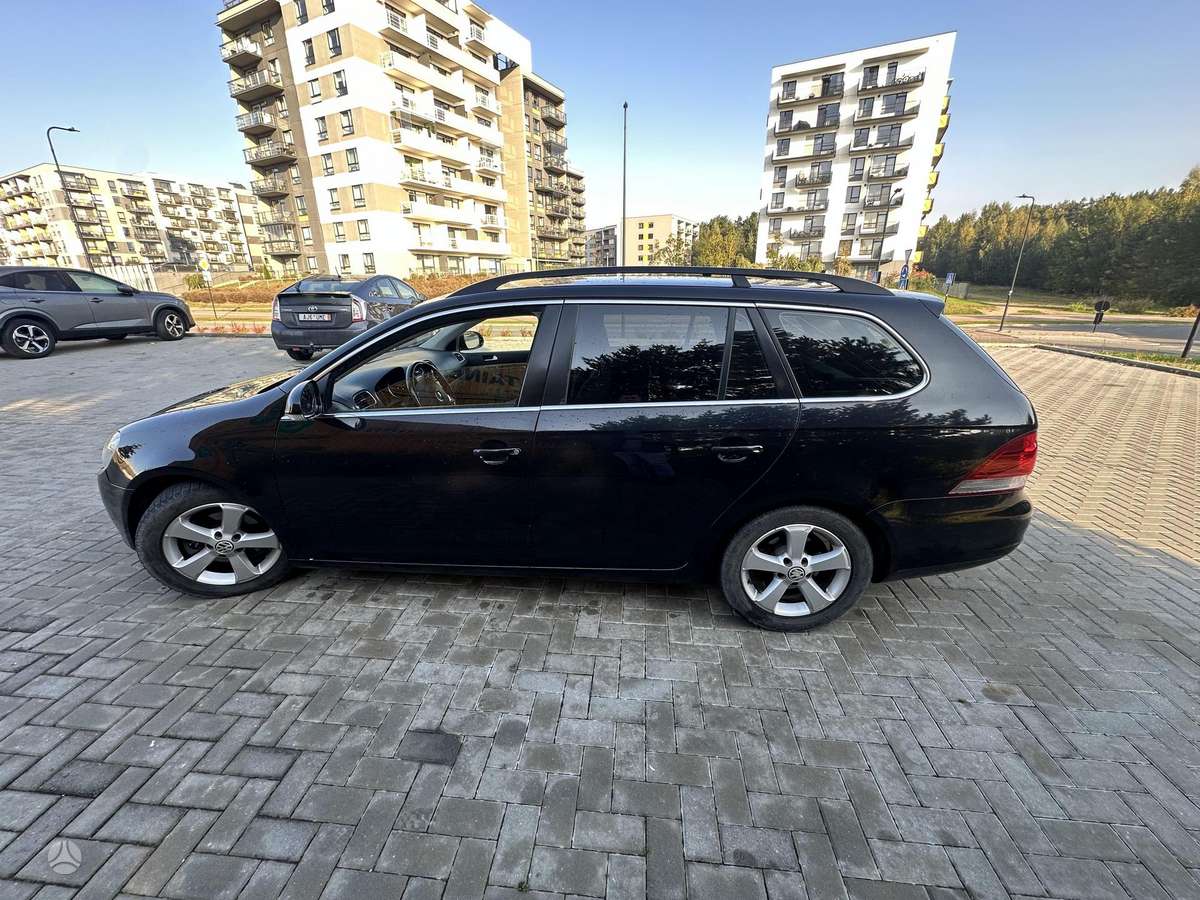 Volkswagen Golf, 2010