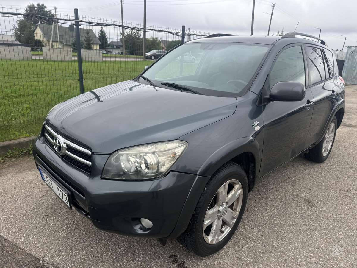 Toyota RAV4 2007 — engine 2200 cm³, 177 HP (130kW)
