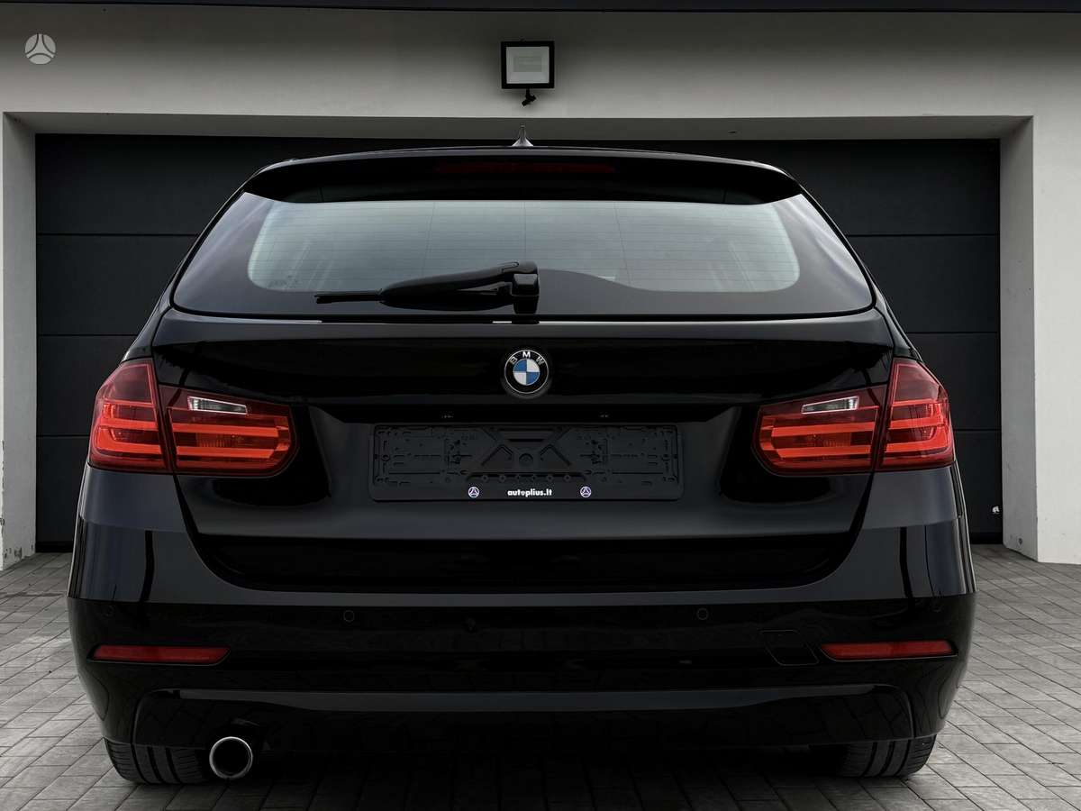 BMW 318 2015 — photo 8
