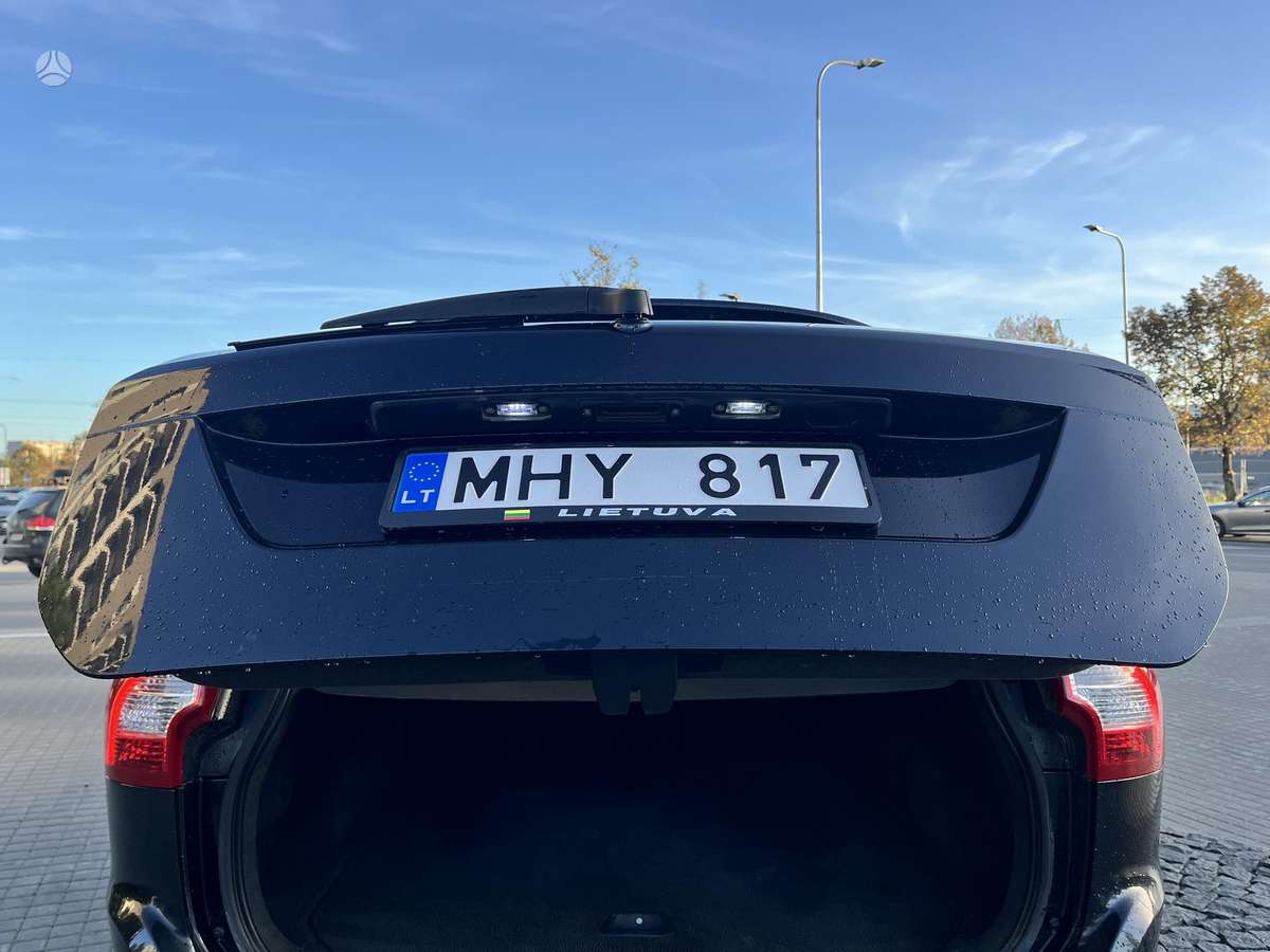Volvo XC60 2009 — photo 11