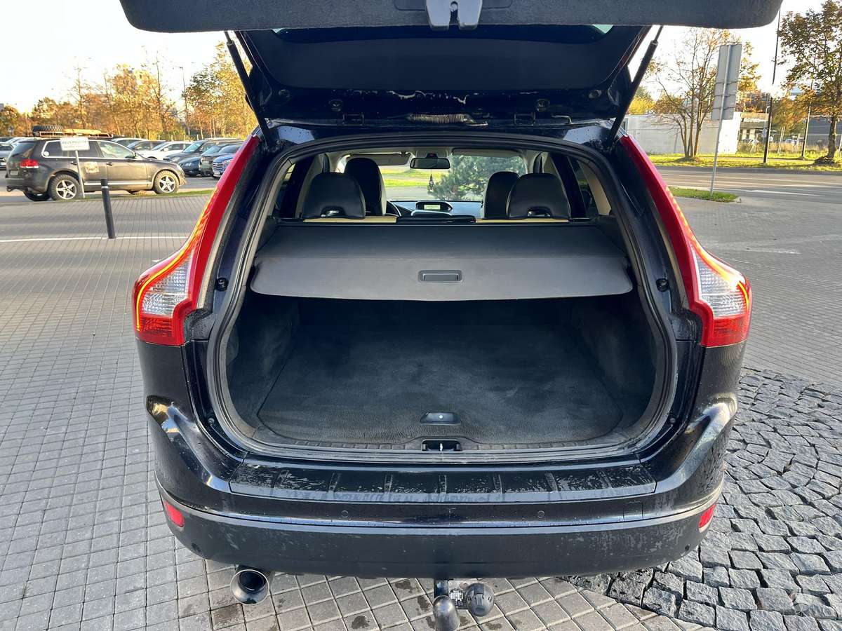 Volvo XC60 2009 — photo 19