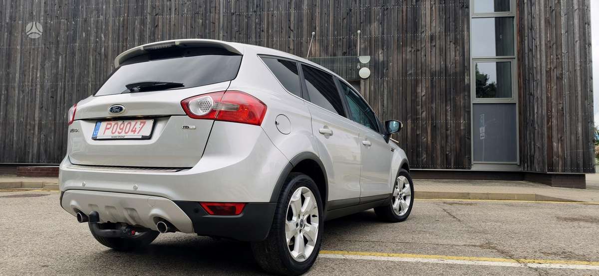 Ford Kuga 2010 — фото 12