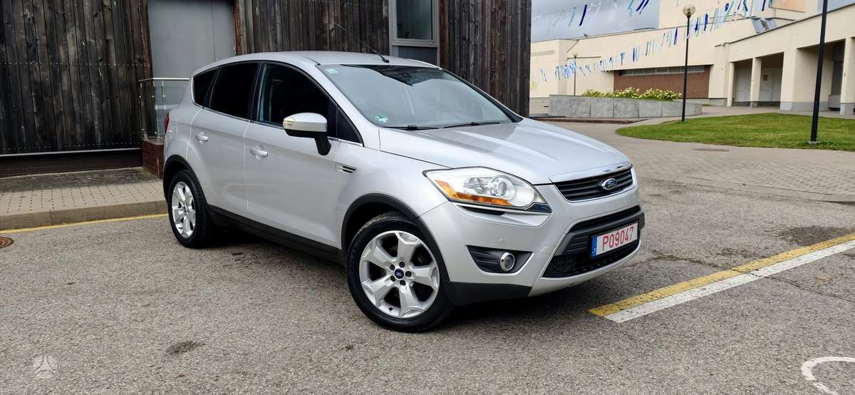 Ford Kuga 2010 — фото 7