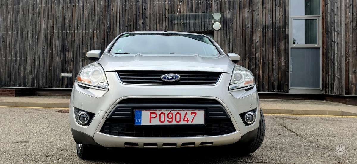 Ford Kuga 2010 — фото 9