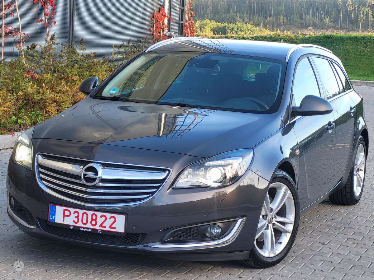 Opel Insignia 2015 — салон