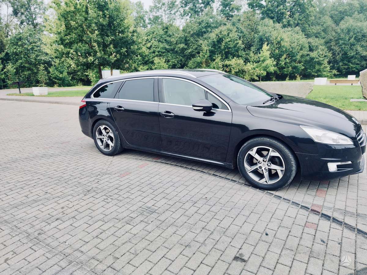 Peugeot 508 2011 — rear view