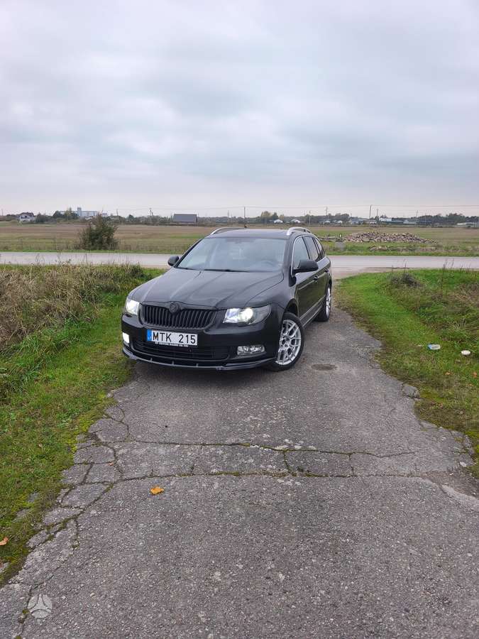 Skoda Superb 2011 — авто для ЗСУ з Європи