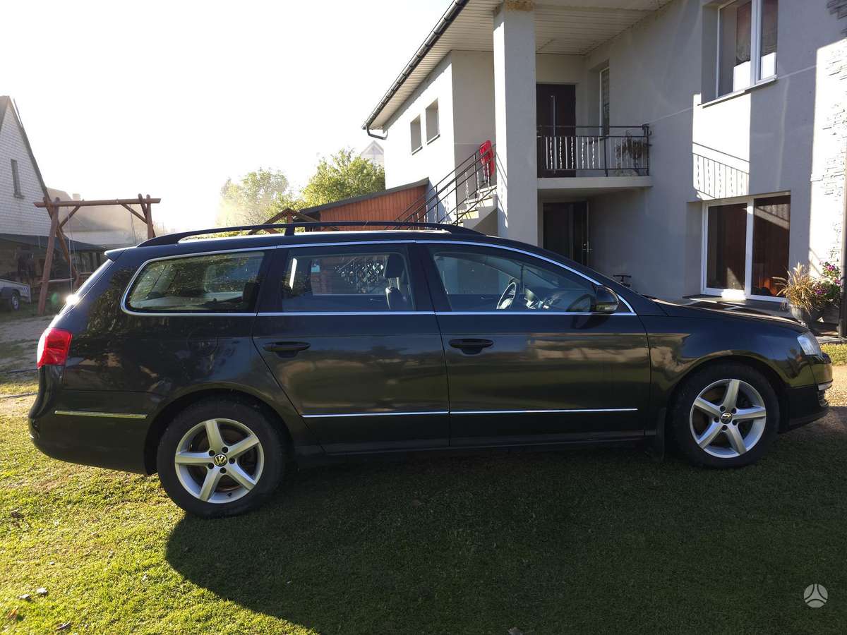 Volkswagen Passat 2008 — вигляд ззаду
