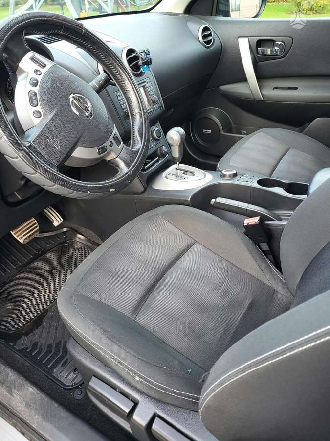 Nissan Qashqai 2011 — photo 7