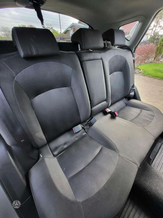 Nissan Qashqai 2011 — photo 9