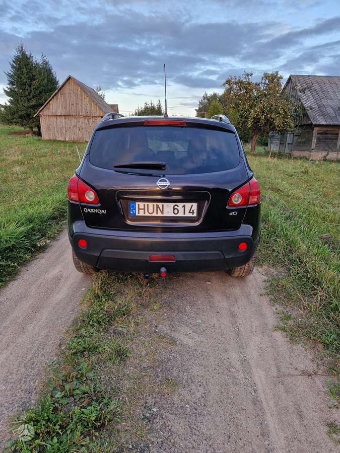 Nissan Qashqai 2009 — engine 2000 cm³, 150 HP (110kW)