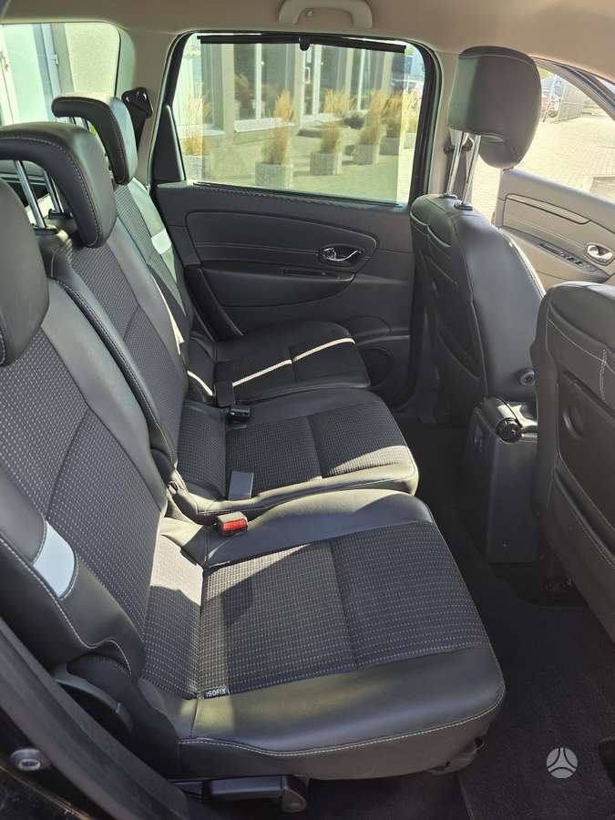 Renault Grand 2014 — photo 17