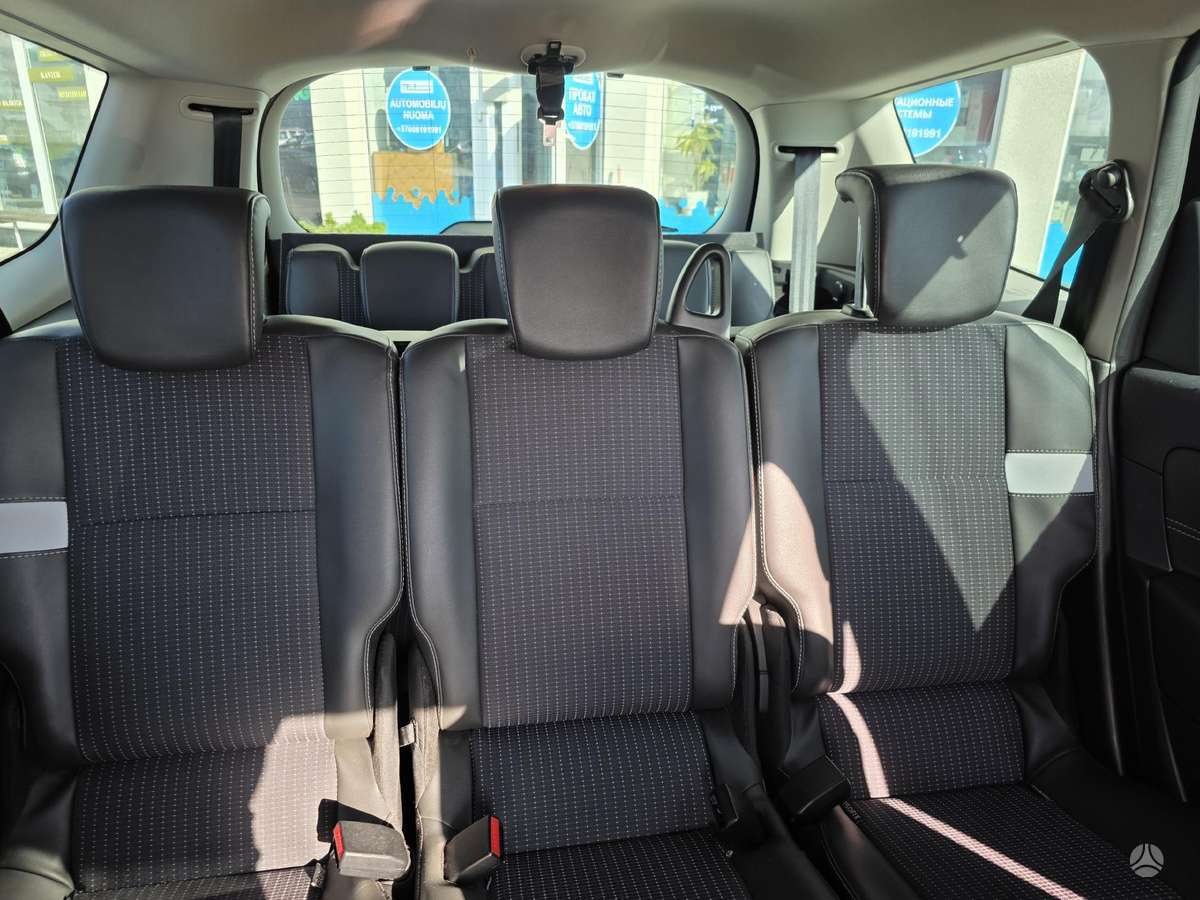 Renault Grand 2014 — photo 18