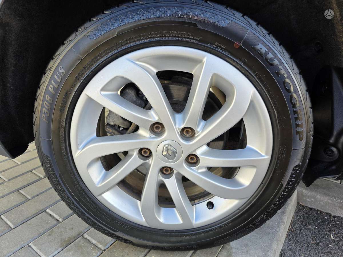 Renault Grand 2014 — photo 19