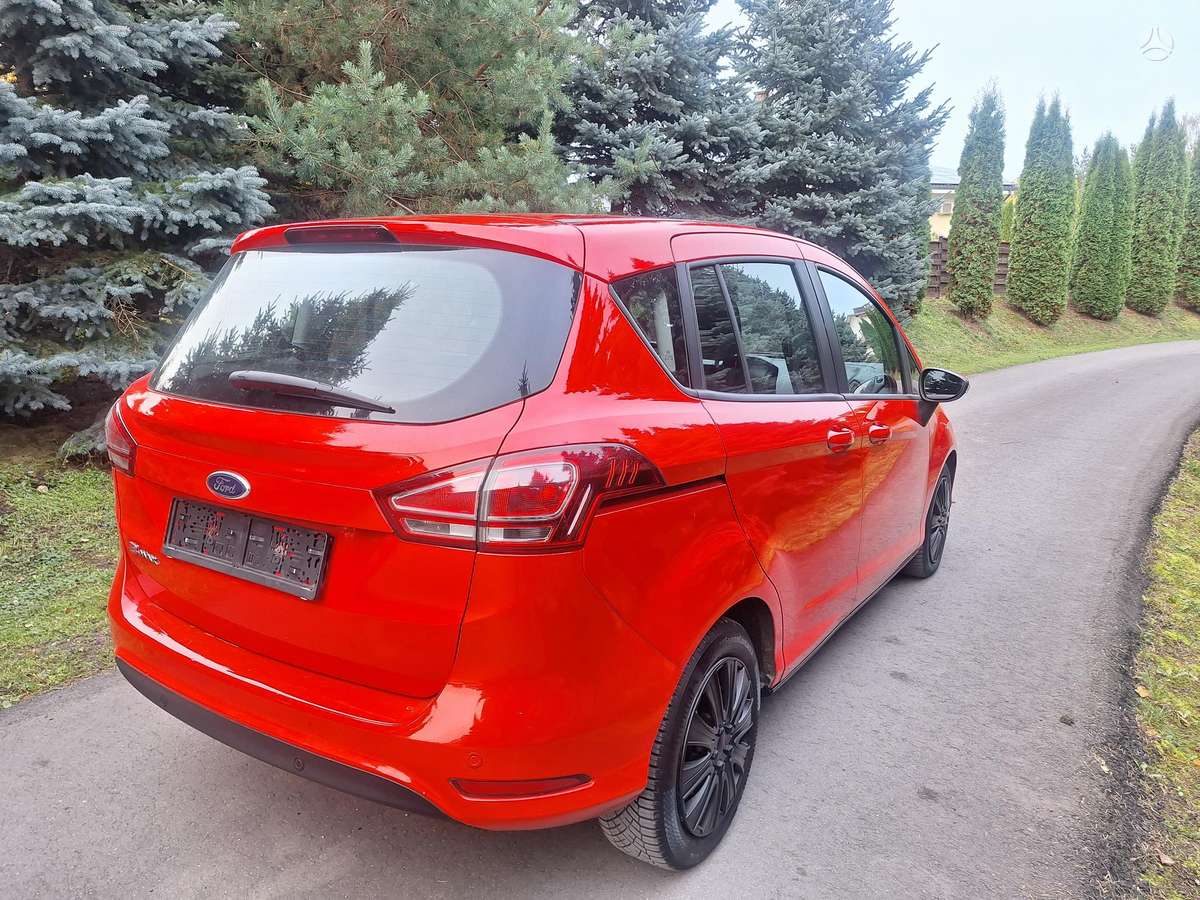 Ford B-MAX 2013 — салон