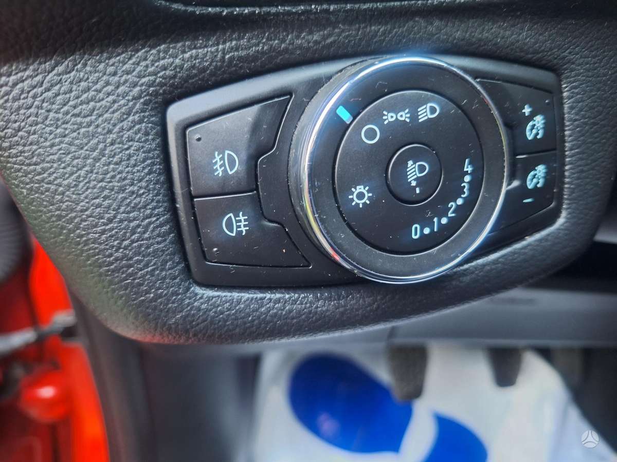 Ford B-MAX 2013 — фото 9