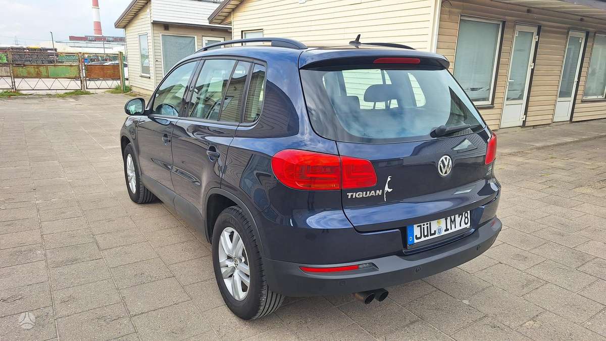 Volkswagen Tiguan 2011 — photo 10