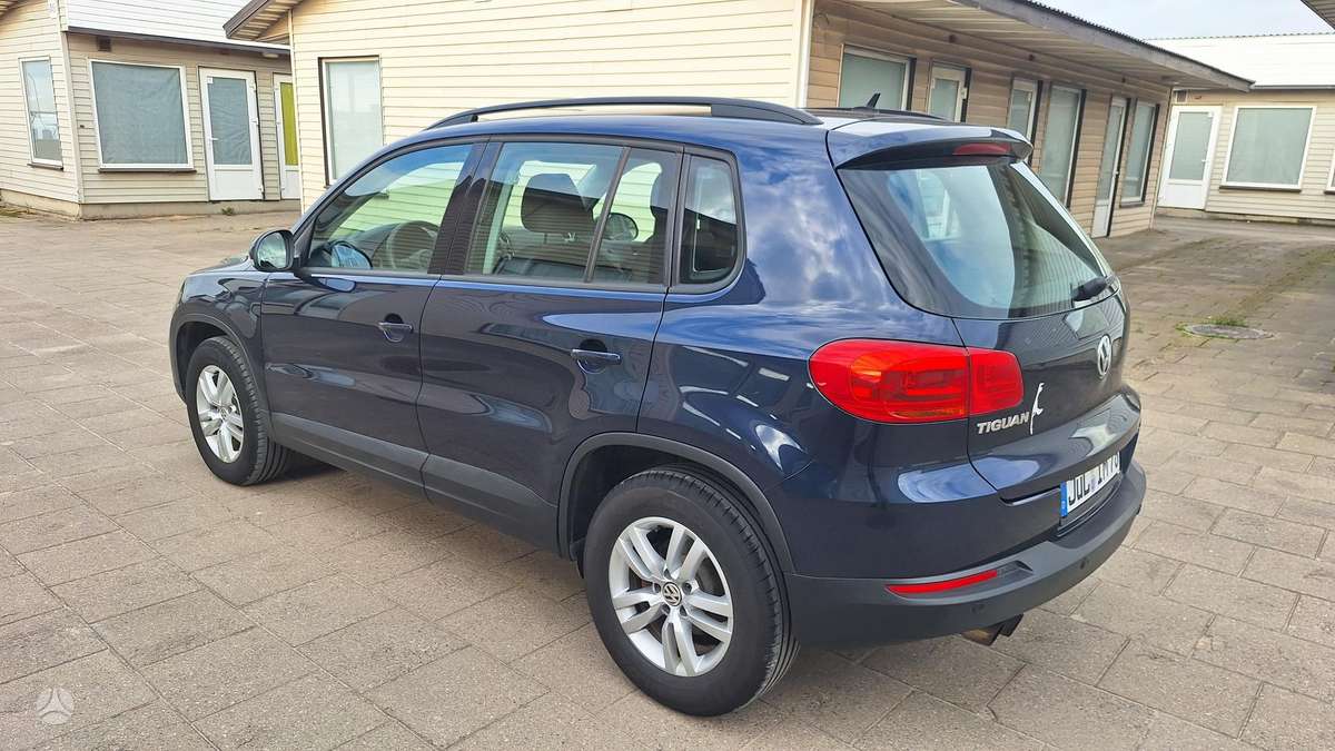 Volkswagen Tiguan 2011 — photo 11