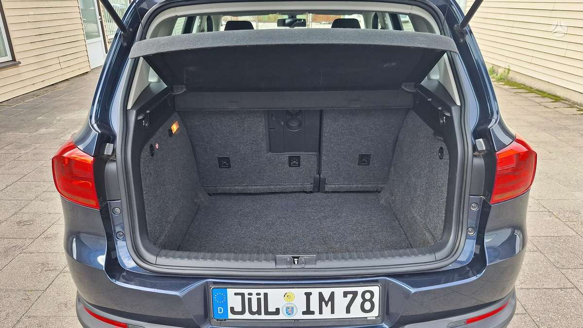 Volkswagen Tiguan 2011 — photo 28